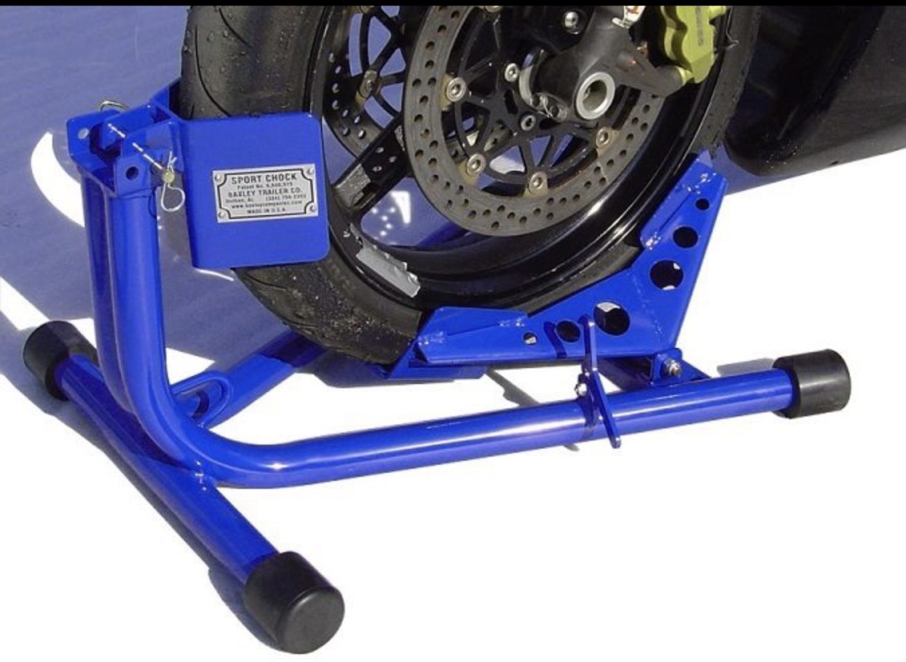 Motorcycle wheel chock stand (Blue) – LKtraz Motors