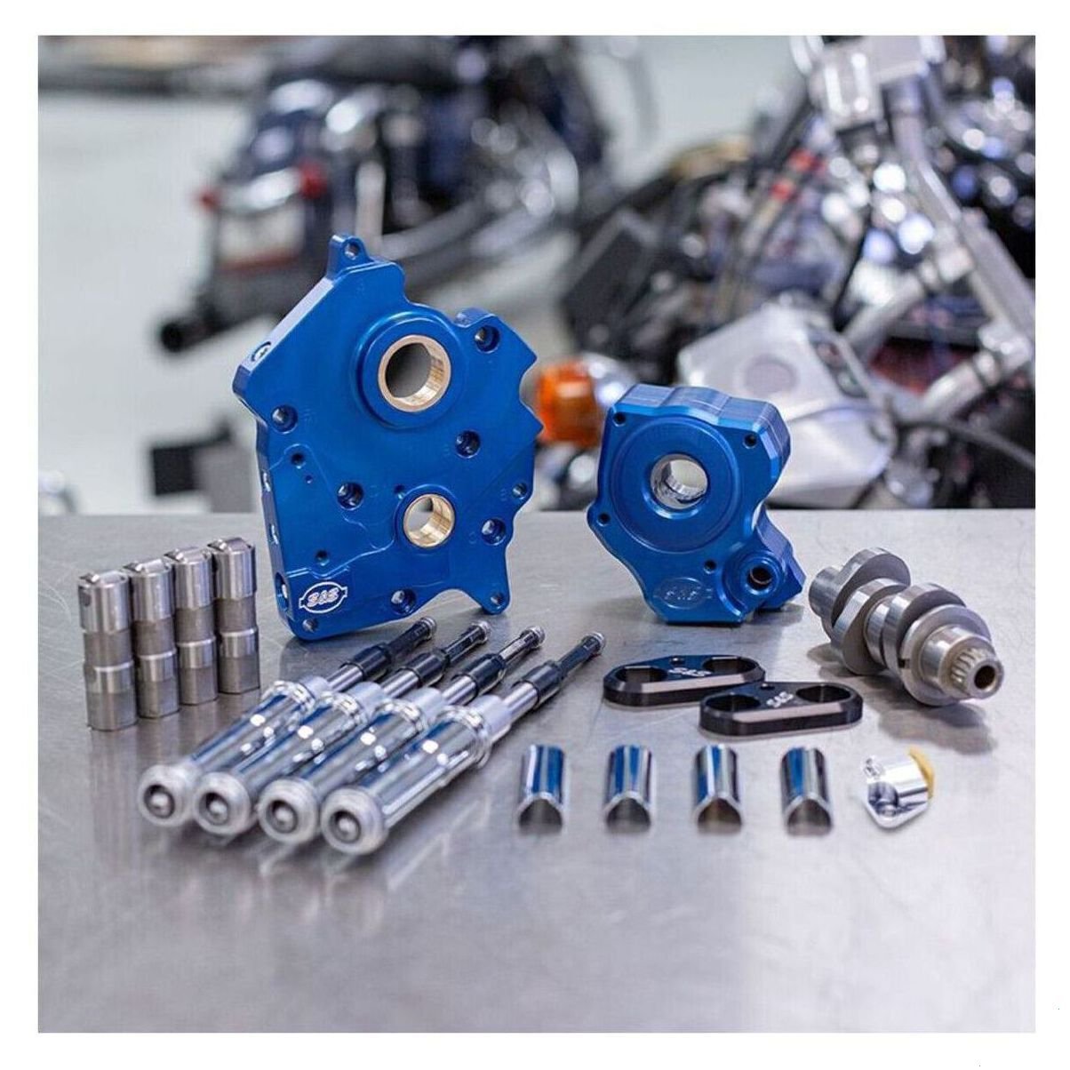 310-0999b.jpg CHAIN DRIVE 465C CAM CHEST KIT WITH CHROME PUSHROD TUBES FOR WATER COOLED 2017-UP M8 MODELS - Image 1